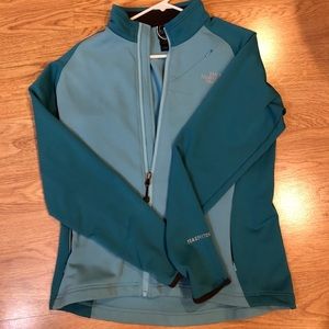 The North Face TKA Stretch